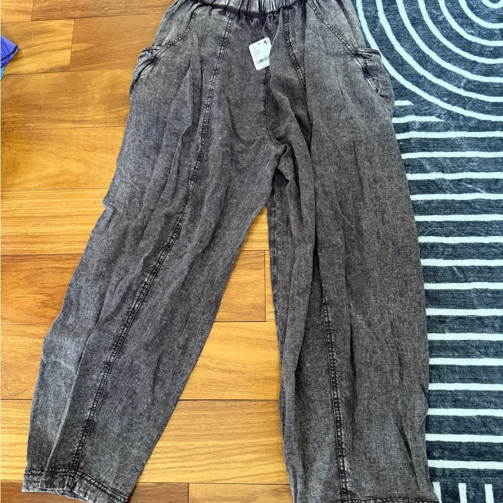 Free People high road washed pull on barrel pants size small